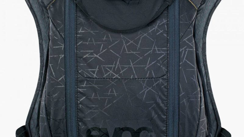 Evoc Hydro Pro 3 + 1,5L juomaliivi