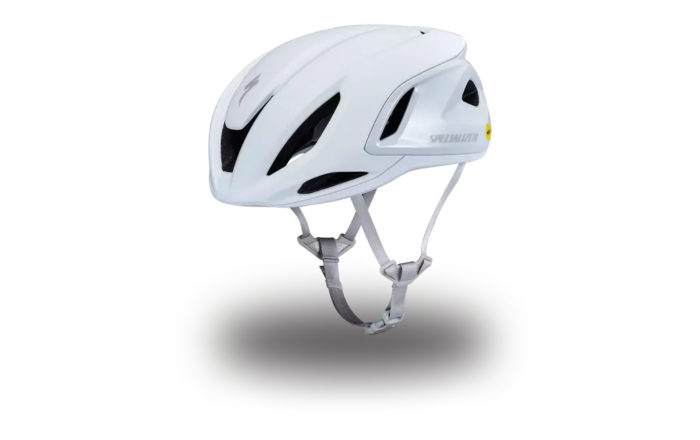 PROPERO 4 kypärä PROPERO 4 kypärä