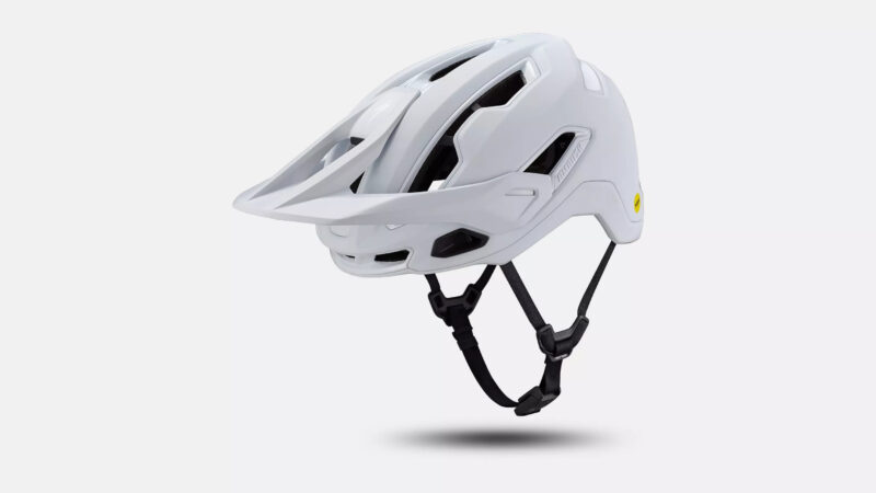 Uutuus ! Specialized Ambush 3 kypärä koko S